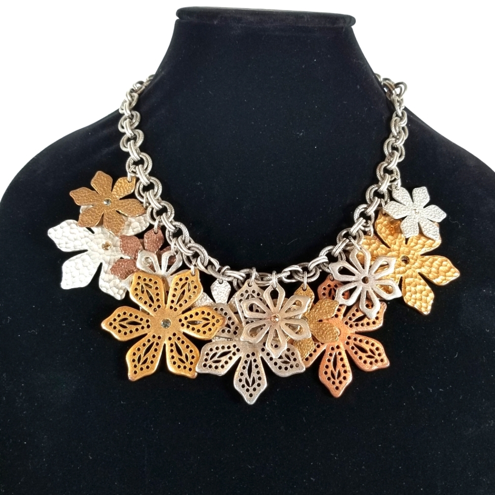Chico's Boho flower necklace